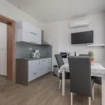 Niksi Apartment